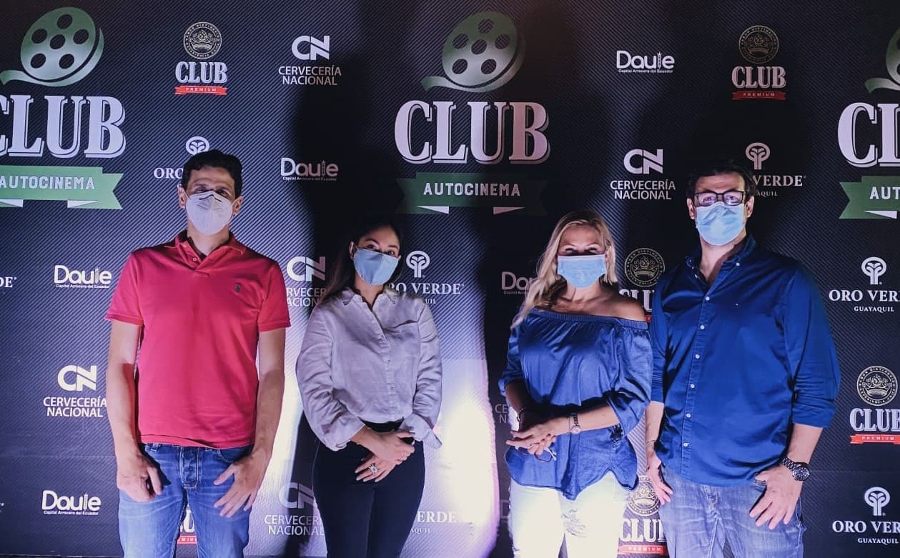 Lee más sobre el artículo Club Autocinema, una propuesta de entretenimiento seguro, llegó a Ecuador