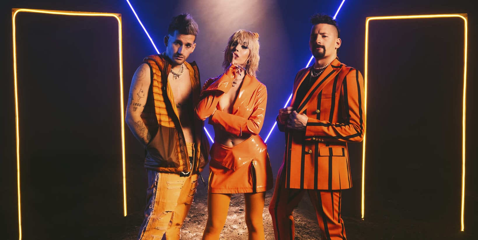 En este momento estás viendo Danna Paola junto a Mau y Ricky lanzan su nuevo sencillo y videoclip “Cachito”