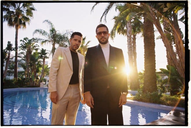 Lee más sobre el artículo El dúo latino Cali y El Dandee está de regreso con el lanzamiento de su nuevo álbum ‘Malibu’
