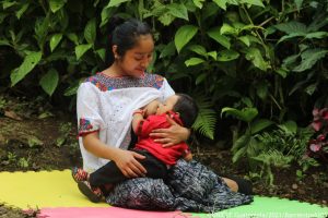 Lee más sobre el artículo 10 mitos y verdades sobre el amamantamiento materno