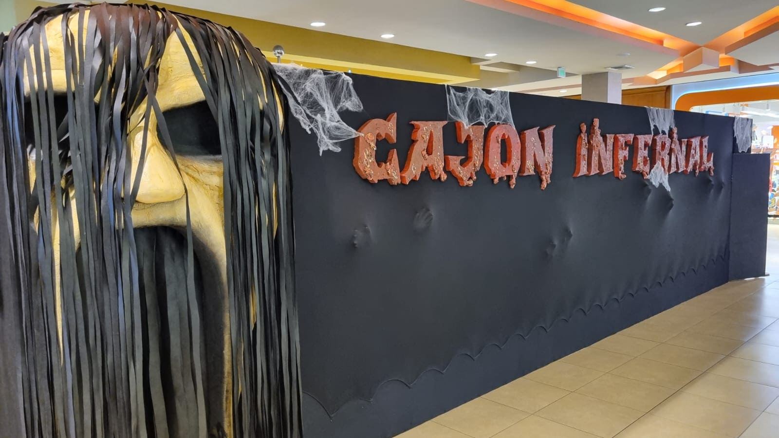 El terror llega en un “Cajón Infernal” a CityMall este Halloween QUE
