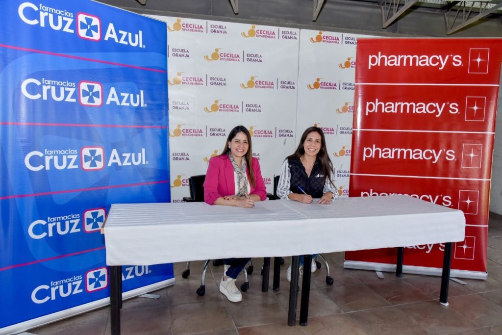 Farmacias Cruz Azul y Phamarcy’s firman convenio para beneficiar a niños con cáncer