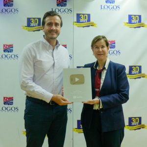 Lee más sobre el artículo Logos Academy, primera Institución Educativa en el país que recibe reconocimiento de YouTube