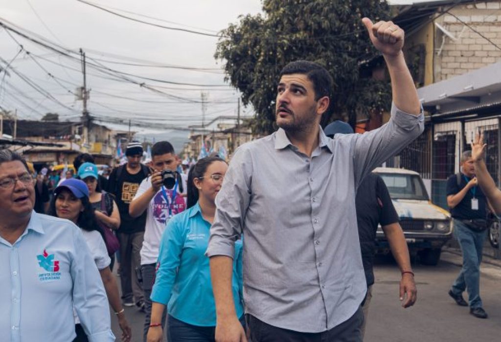 Aquiles Alvarez - Suburbio de Guayaquil