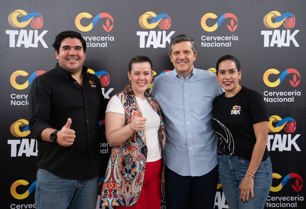 Javier Basulto, director de Logística de CN; Olga Barreiro, directora de RRHH de CN; José Luis González, Presidente CN; y Analía Castillo, Jefa de Atracción de Talento y Marca Empleadora. (Foto Cortesía)