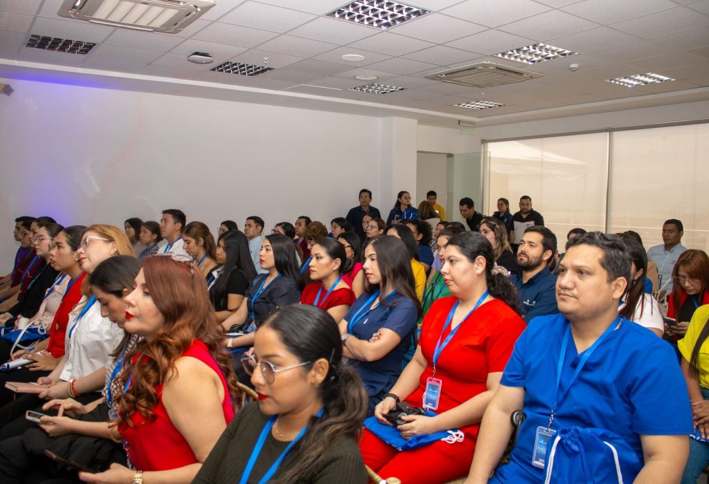 Colaboradores y Comunidad Médica