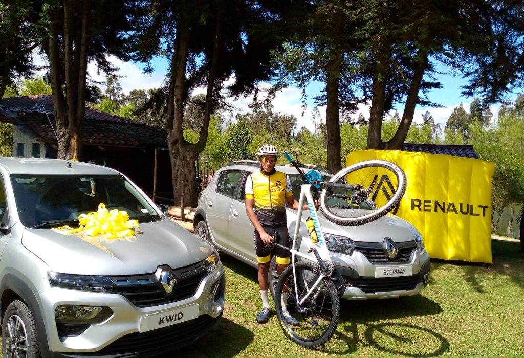 Diego Carrión, deportista lojano y embajador Renault. (Foto Cortesía)