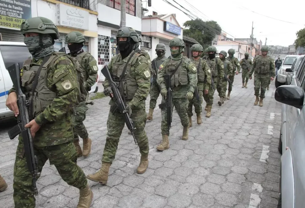 ÉJERCITO