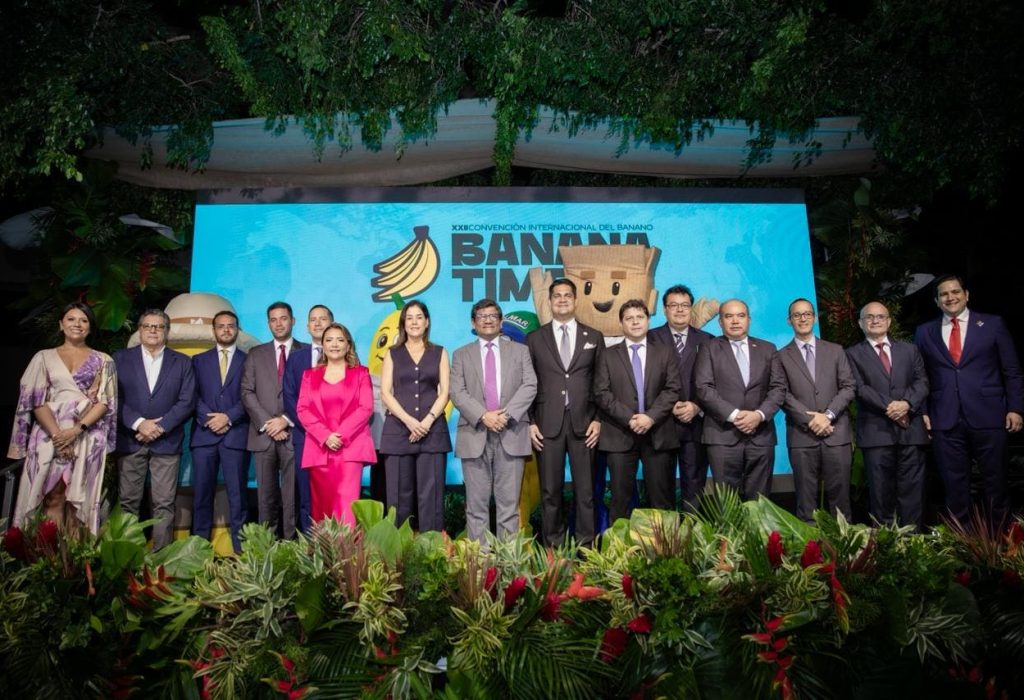 Foto Inauguración Banana Time 1 (1)