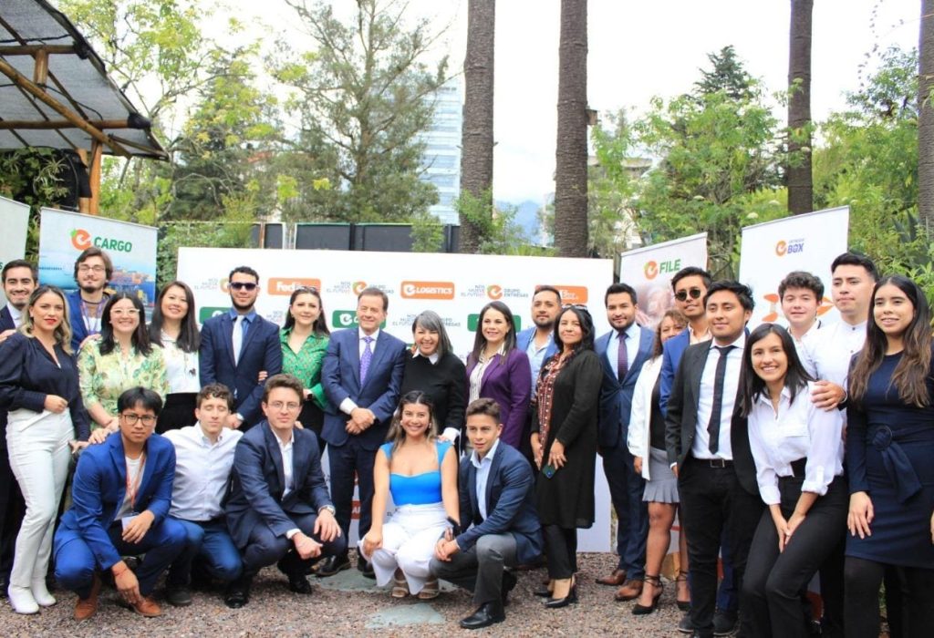 Grupo Entregas lidera la revolución verde con paneles solares y EcoPack