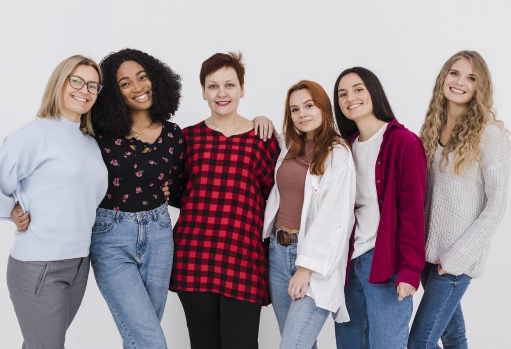 Para conmemorar el Día Internacional de la Mujer, Kimberly-Clark lanza la campaña #DiloMásFuerte, reforzando su compromiso por un mundo libre de prejuicios, estereotipos y discriminación. (Foto Referencial)