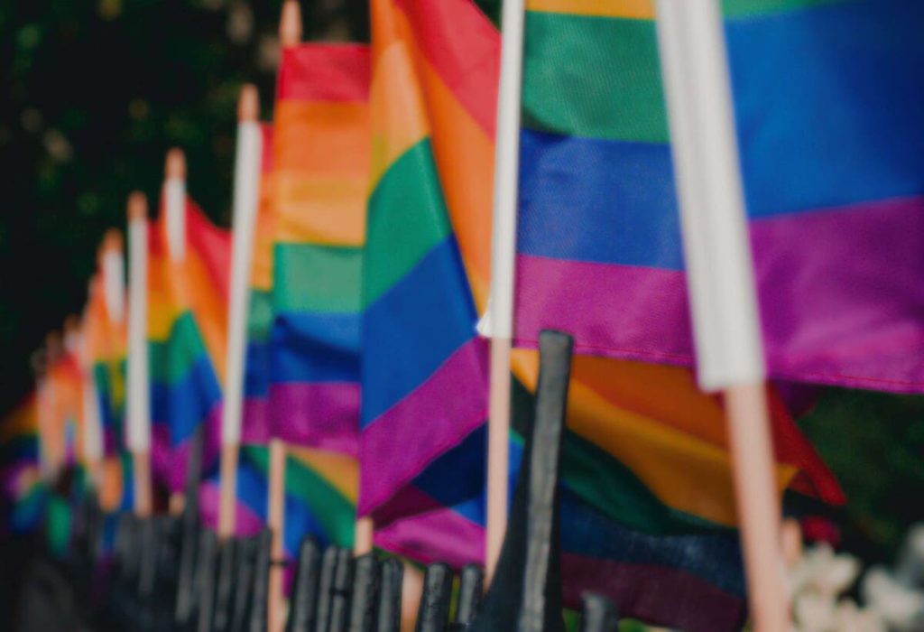 El 76,4% de personas a escala nacional, piensa que los seres humanos, hoy por hoy, deben aceptarse como son. En el marco del “Mes del Orgullo”, Kantar IBOPE Media, presenta un estudio que muestra la percepción del ecuatoriano que persigue una sociedad más inclusiva. (Foto Referencial)