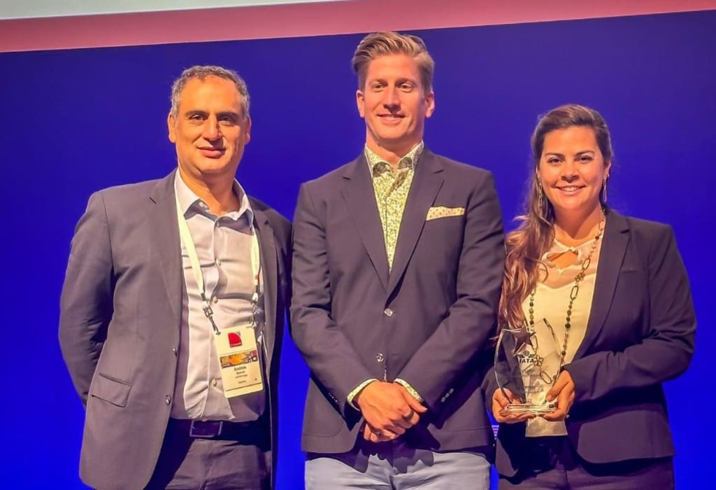 Andrés Bianchi - CEO LATAM Cargo, Brendan Sullivan - Global Head of Cargo IATA y Daniela Vial - Director of Product Development. (Foto Cortesía)