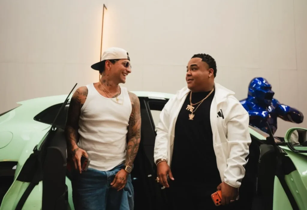 MALUMA SE UNE A MR PLATA