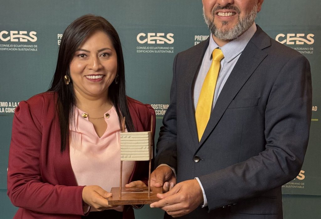 Novacero_MonicaSalao_JuanCarlosVillagomez (1) (1) (1)