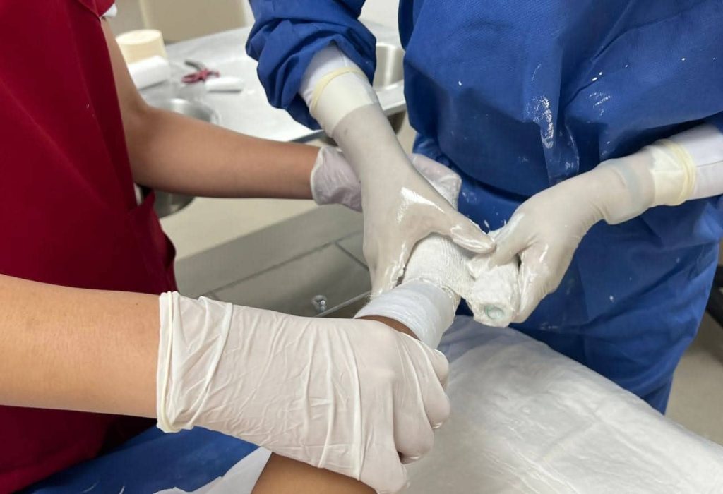 Expertos de varios países del mundo asistirán al curso para capacitar a profesionales de la salud: médicos y fisioterapeutas en el tratamiento del pie equino varo