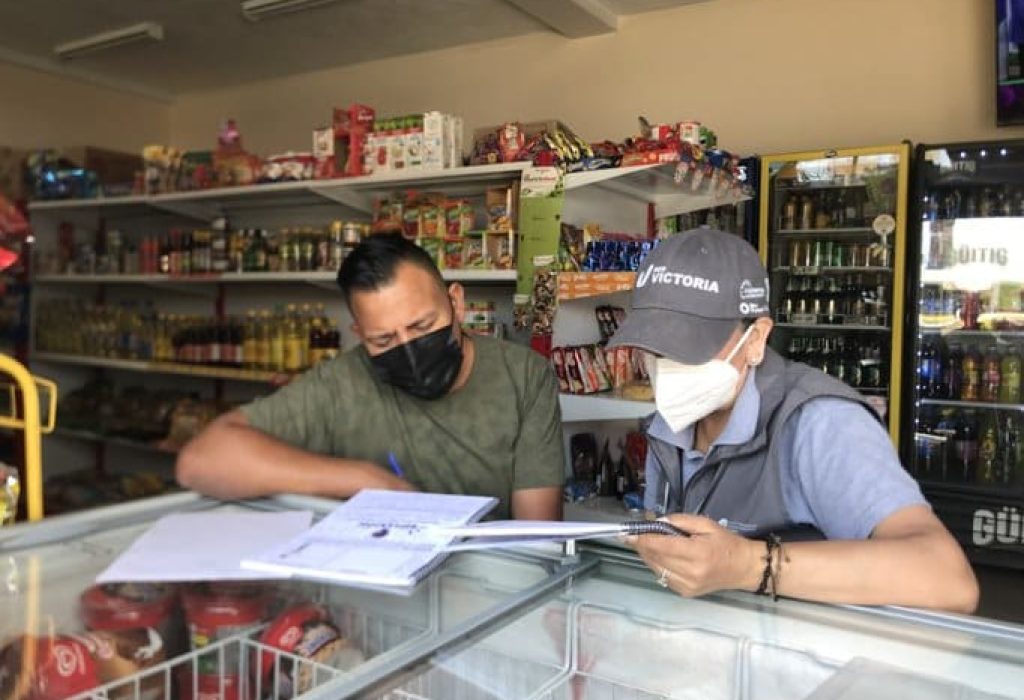 La primera etapa del proyecto Red Victoria benefició a 520 tiendas de Tungurahua y Cotopaxi, siendo las mujeres el 80% de las participantes. (Foto Cortesía)