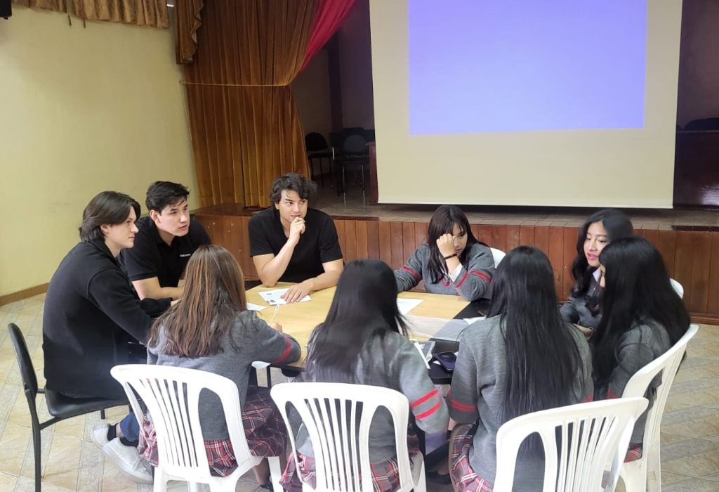 SFT EC - Unidad Educativa Fiscal Los Shyris (Quito) (1)
