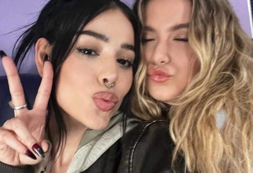 Sofía Reyes y Danna Paola