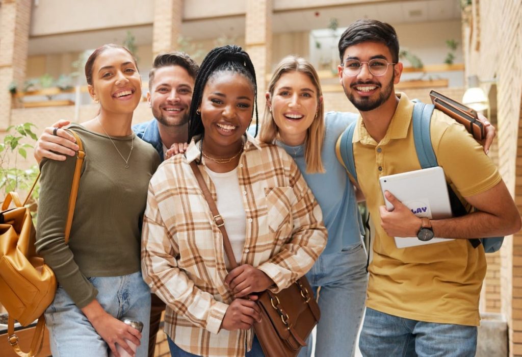 Las ayudas al estudio incluyen distintos niveles formativos como Formación Profesional, Grado, Postgrado y Formación Continua. (Foto Referencial)