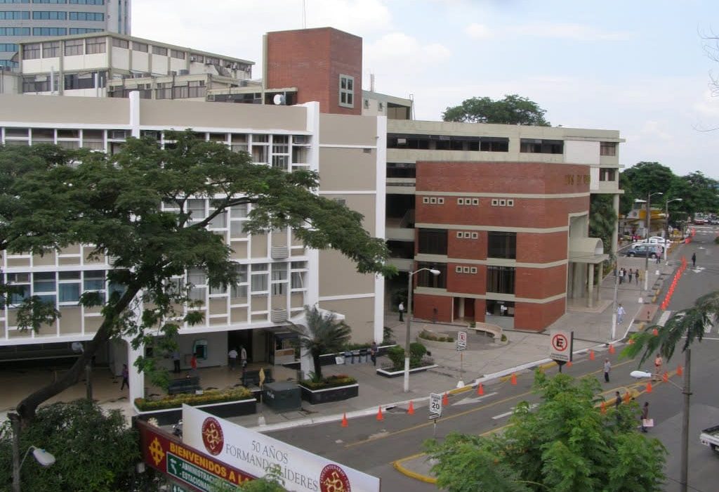 Universidad Católica de Santiago de Guayaquil