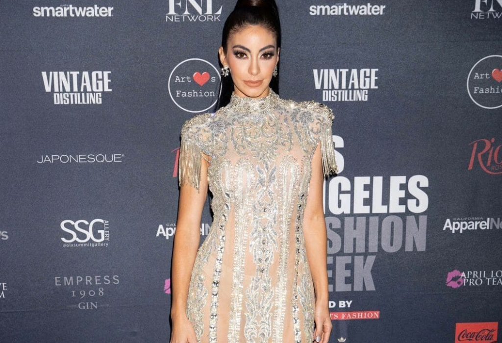 La ecuatoriana Virginia Limongi participa en desfile internacional. (Foto Cortesía)