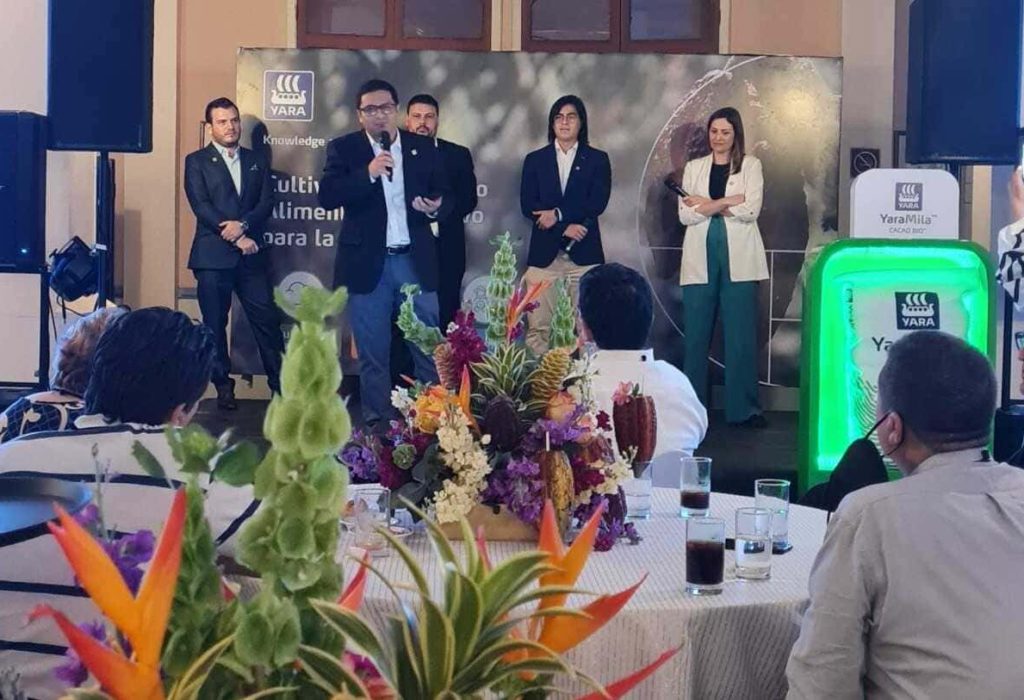 Yara, comprometida con una agricultura sostenible, lanzó al mercado YaraMila CACAO BIO, una solución para que el productor cacaotero obtenga una mayor productividad, proteja el suelo, y disminuya las emisiones. (Foto Cortesía)