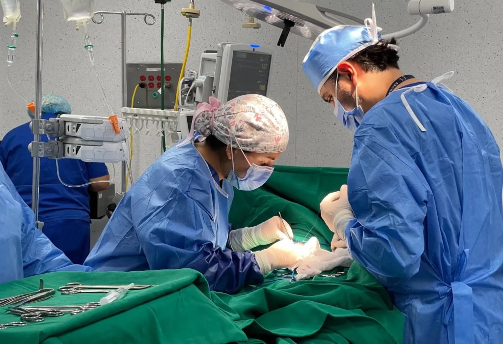 cirugías gratuitas tras brigadas médicas