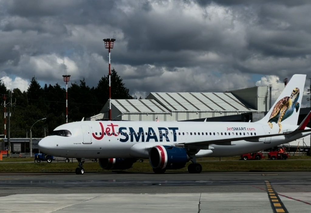 thumbnail_Foto JetSMART Quito (1)