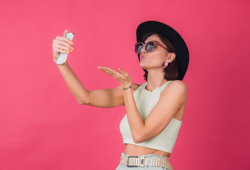 thumbnail_INFLUENCERS PRESS 2 (1)